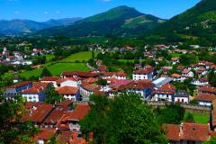 Saint-Jean-Pied-de-Port une ville dans le Pays Basque intérieur