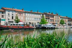 Le canal du Midi est l’atout de charme de la ville de Castelnaudary.