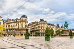 Orléans fait l'objet d'une demande importante de biens immobiliers. © Leonid Andronov -  Adobe Stock