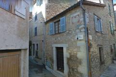 Le village de Valbonne est prisé notamment des acquéreurs Scandinaves. © Google Street View