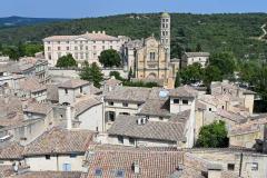 Uzès fait partie des communes autour de Nîmes les plus prisées. © COULANGES - Shutterstock