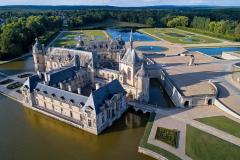 De nombreux Parisiens sont arrivés sur le marché immobilier de Chantilly et Senlis. © walter_g - Shutterstock