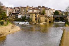 Les Girondins sont arrivés nombreux sur le marché de Mont-de-Marsan depuis plusieurs mois. © sylv1rob1 - Shutterstock