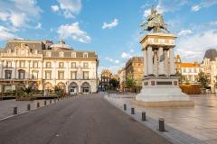 Le marché immobilier de Clermont-Ferrand est actif mais se stabilise. © RossHelen - Shutterstock