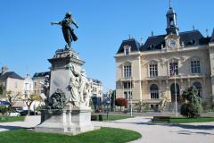 Tarbes est le cœur de la communauté d'agglomération Tarbes-Lourdes-Pyrénées. 