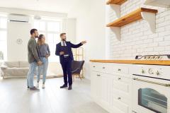 visite-avec-agent-immobilier-logicimmo