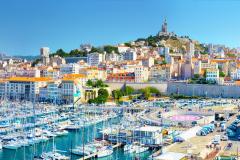 Vue sur le port de Marseille et la ville