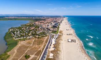 Canet-en-Roussillon fait partie des communes les plus attractives des Pyrénées-Orientales. © altitudedrone