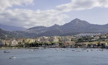 Les biens se vendent presque instantanément dans le secteur de L'Ile-Rousse. © David H