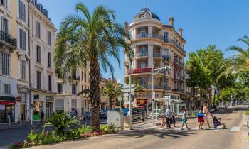 A Cannes, la demande est orientée vers les résidences principales et secondaires. © Chris Mouyiaris/robertharding / Photononstop