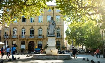 A Aix-en-Provence, un bien vendu au prix du marché peut se vendre en 48h voire moins. © davide bonaldo - Shutterstock
