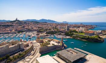 A Marseille, on observe un nombre accru de personnes rencontrant des difficultés pour obtenir un prêt immobilier. © Samuel B. - Adobe Stock