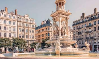 Malgré un marché immobilier en baisse, des quartiers comme Bellecour/Hôtel-Dieu, Cordeliers/Jacobins et Puvis de Chavannes/Le Lycée tirent leur épingle du jeu. © StockByM - Getty images