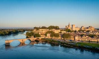 La ville d'Avignon, en vue aérienne