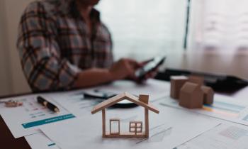 Les diagnostics immobiliers sont obligatoires dans le cadre d'une vente ou d'une location. © Pravinrus Khumpangtip - Getty images