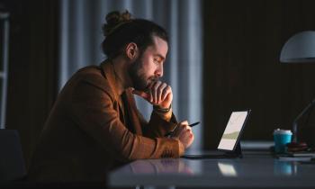 Le paiement du loyer est une obligation contractuelle, il est donc, en principe, interdit de cesser le paiement de son loyer. © miniseries - Getty images