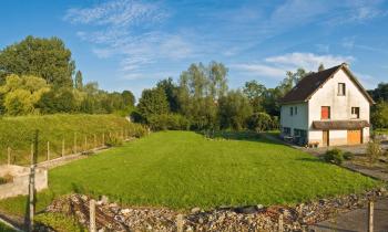 Le potentiel des terrains nus est souvent sous-estimé. © fotoVoyager - Getty Images