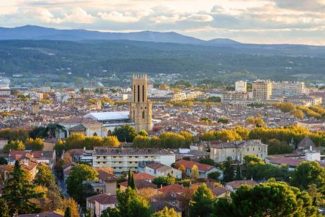 Aix-en-Provence fait partie des villes les plus attractives pour les personnes issues d'autres régions © Marina - Adobe Stock