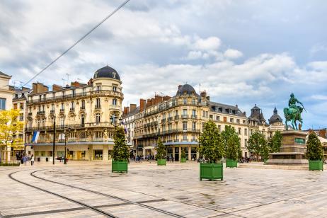 Orléans fait l'objet d'une demande importante de biens immobiliers. © Leonid Andronov -  Adobe Stock