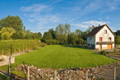 Le potentiel des terrains nus est souvent sous-estimé. © fotoVoyager - Getty Images