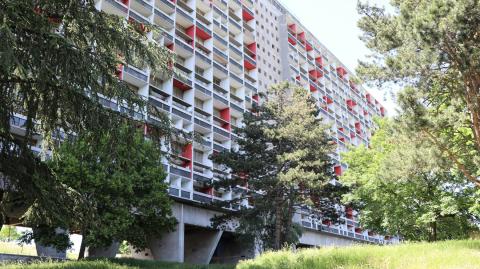 Firminy est célèbre pour son Site Le Corbusier, le plus grand d’Europe. 