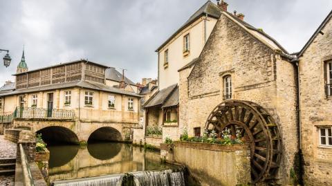 Le centre-ville de Bayeux est le quartier où les prix sont les plus élevés. 