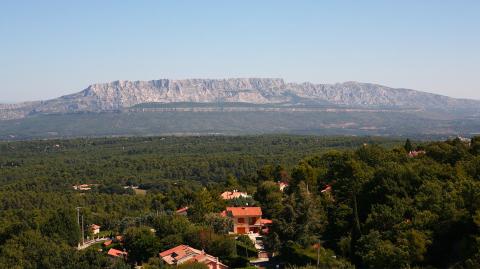 mont-sainte-victoire-trets-logicimmo