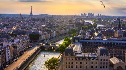 Le marché immobilier Parisien est ralenti par une diminution du nombre d'acquéreurs. © daliu