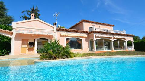 Jolie propriété avec piscine