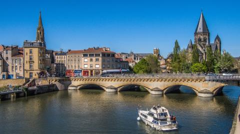 Metz est une métropole dynamique où les prix de vente restent attractifs. 