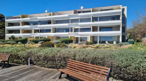 résidence la ciotat façade côté mer