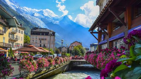 Chamonix est la ville la plus onéreuse de Haute-Savoie, avec plus de 8 000 €/m². © Aishe - Shutterstock