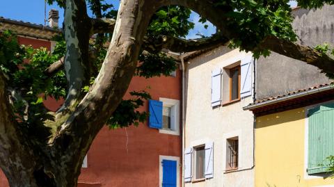 Idéalement située, Saint-Maximin est prisée pour son cadre de vie. 