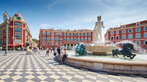 place-massena-nice-logicimmo