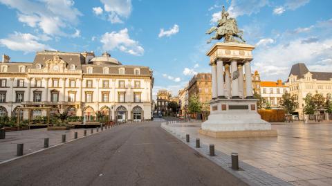 Le marché immobilier de Clermont-Ferrand est actif mais se stabilise. © RossHelen - Shutterstock